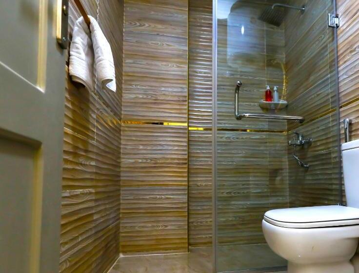 اتاق استاندارد با بالکن, Venus Guest House