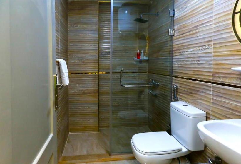 اتاق استاندارد با بالکن, Venus Guest House