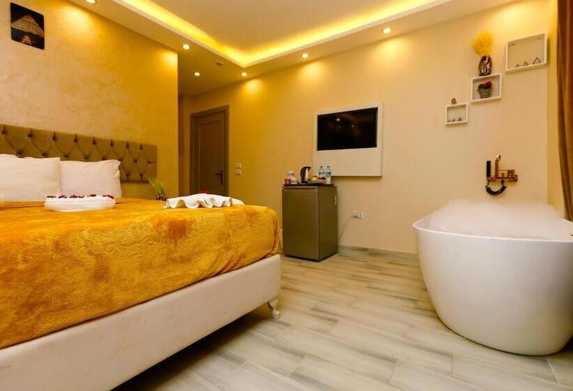اتاق لوکس با تخت بزرگ, Venus Guest House