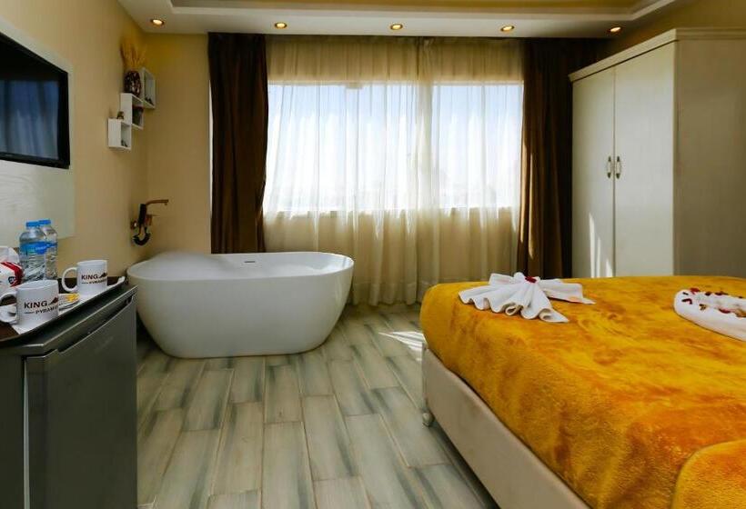 اتاق لوکس با تخت بزرگ, Venus Guest House