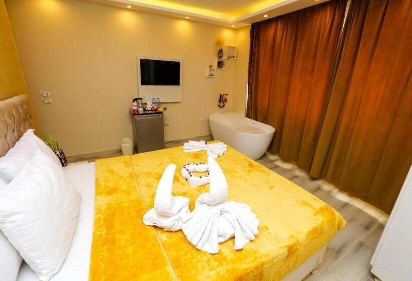 اتاق لوکس با تخت بزرگ, Venus Guest House