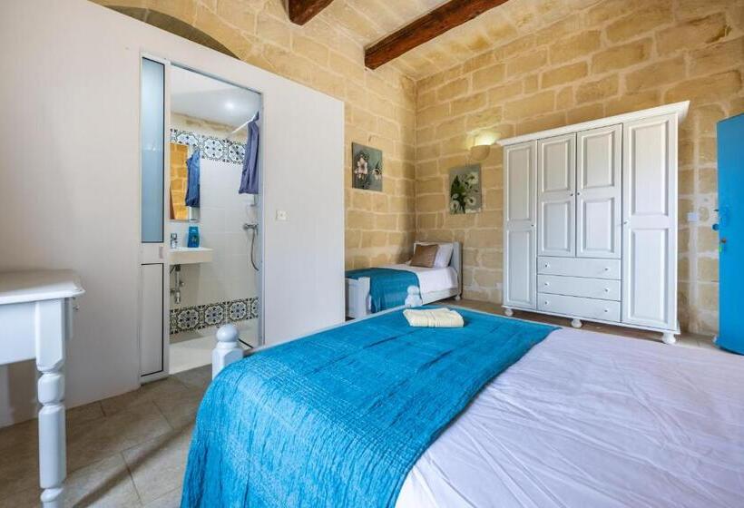 اتاق استاندارد سه نفره, Azure Tranquility 3 At Tan Neputi By Solea