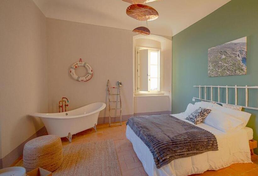 סוויטה נוף לים, Faro Capel Rosso