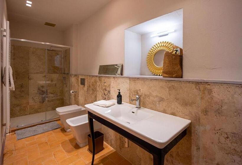 סוויטה נוף לים, Faro Capel Rosso