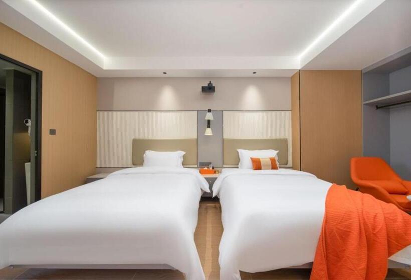Standard Room 2 Double Beds, Guangzhou Yashe International Apartment
