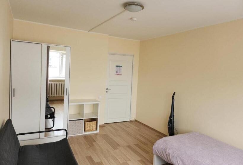 اتاق استاندارد یک نفره, Central Shared Flat   Quiet Private Room