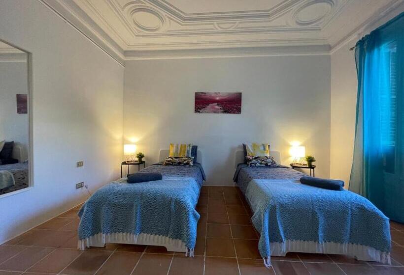 Номер Стандарт Совместная Ванная, Private Rooms By Arco De Triunfo