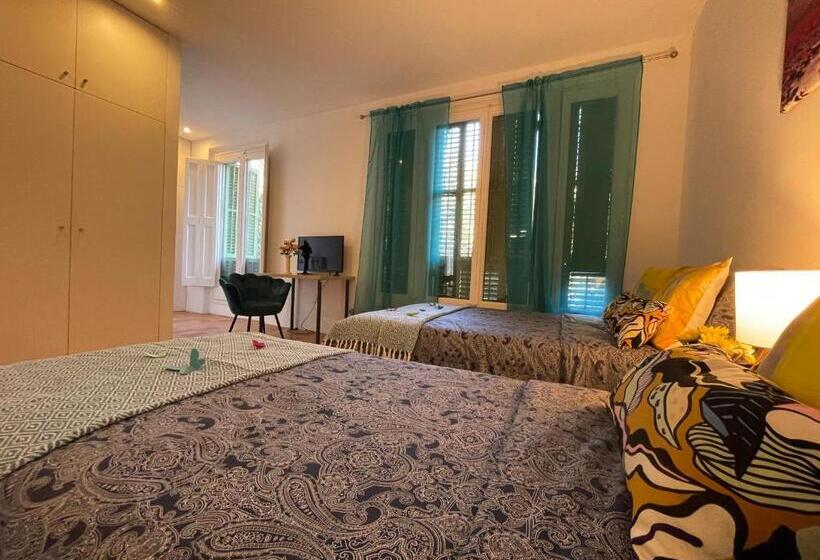 Люкс Повышенной Комфортности, Private Rooms By Arco De Triunfo