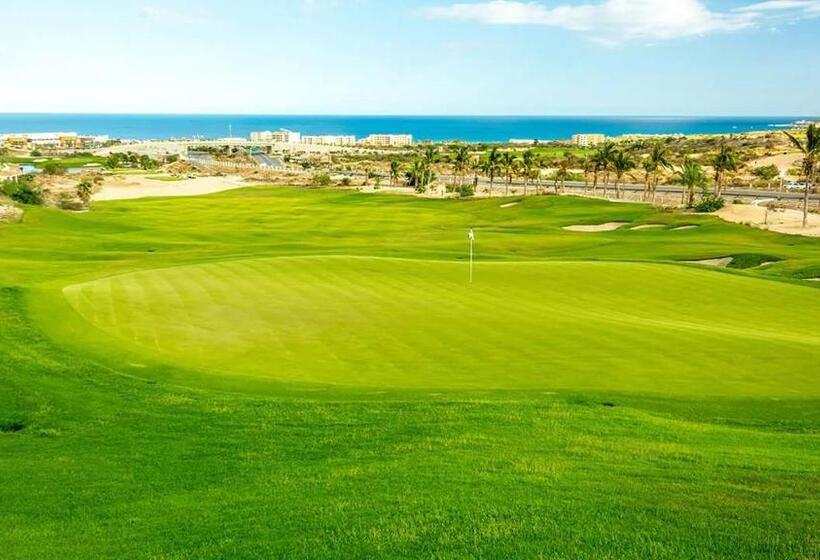 سوییت, Spacious & Luxurious King Suite At Los Cabos