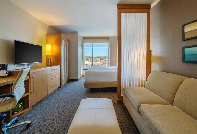 سوییت, Spacious & Luxurious King Suite At Los Cabos