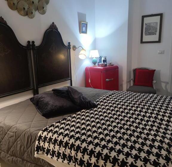 Quarto Estandar, Casa Luce