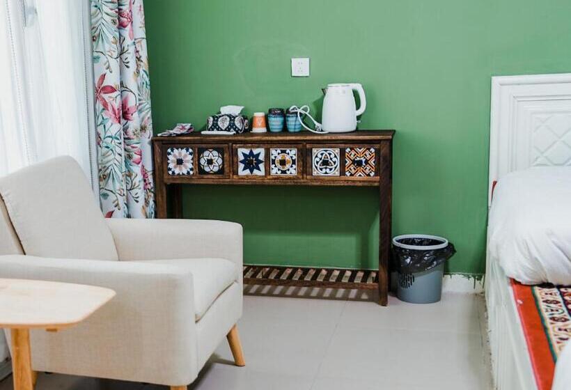 StandaardKamer, 达卜·九宿民宿