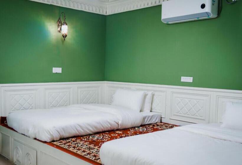 StandaardKamer, 达卜·九宿民宿