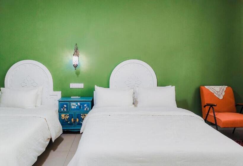 Familiekamer met Uitzicht op de Tuin, 达卜·九宿民宿