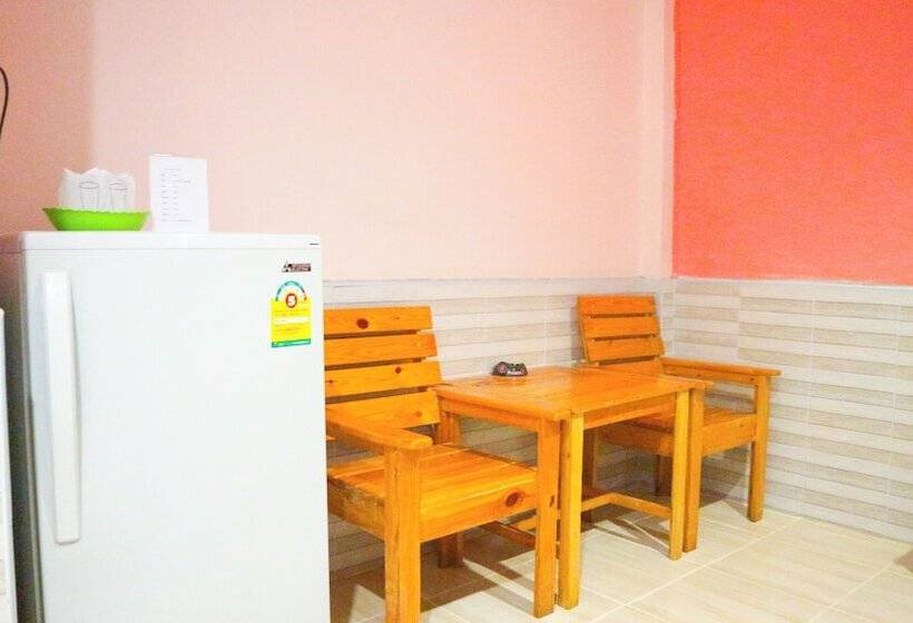 غرفة ديلوكس, The Moon Resort Phetchaburi