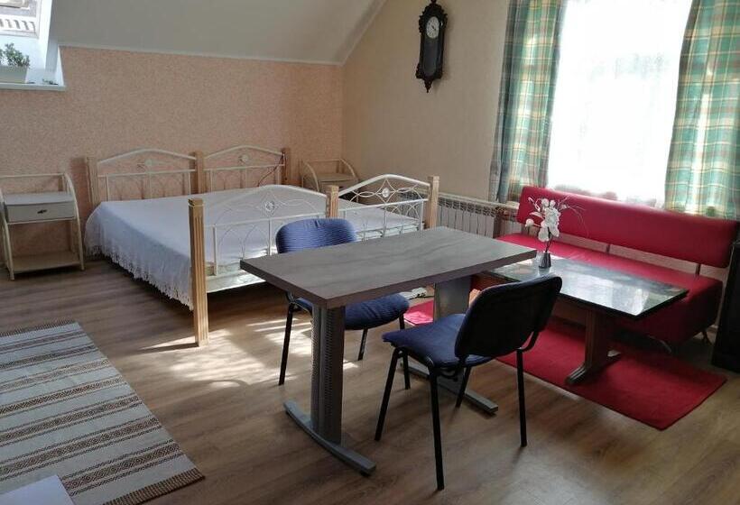 إستوديو قياسى, Freedom