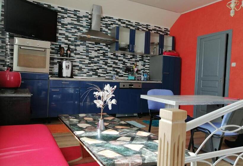 إستوديو قياسى, Freedom