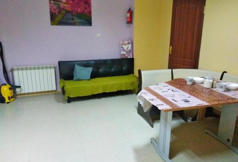 غرفة رباعية اقتصادية مع حمام مشترك, Freedom