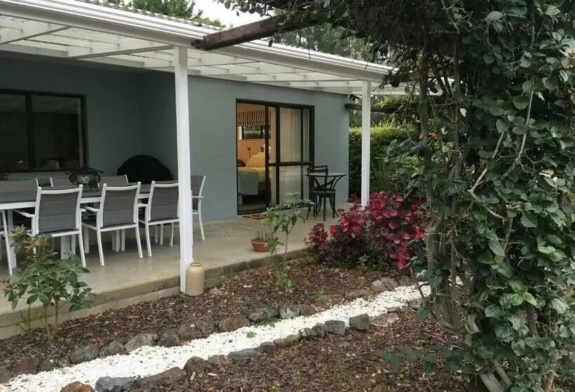 キングサイズベッドのスーペリアルーム, Kerikeri Garden Homestead