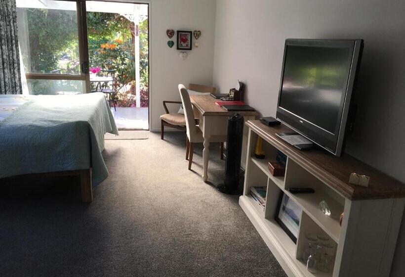 חדר סופריור עם מיטת קינג, Kerikeri Garden Homestead