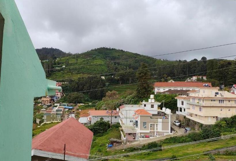 اتاق استاندارد با تخت بزرگ, Royal Serene Villas