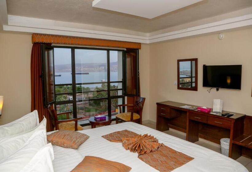 اتاق استاندارد یک نفره با چشم‌انداز دریا, City Tower