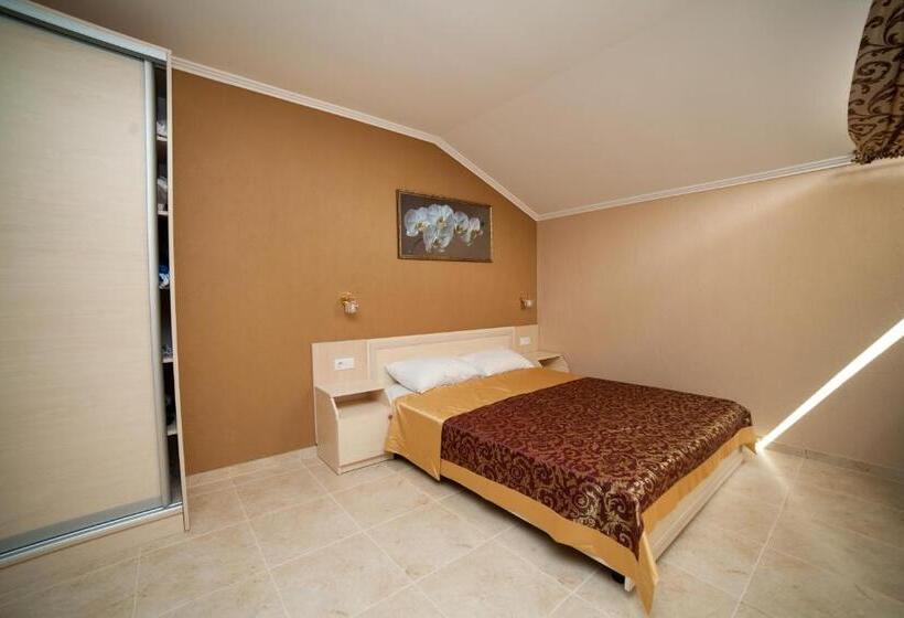 Deluxe Suite Sea View, Grand