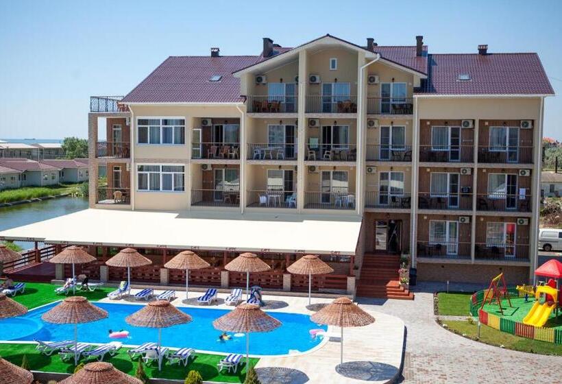 Deluxe Suite Sea View, Grand