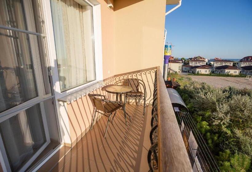 اتاق سوپریور سه تخته, Grand