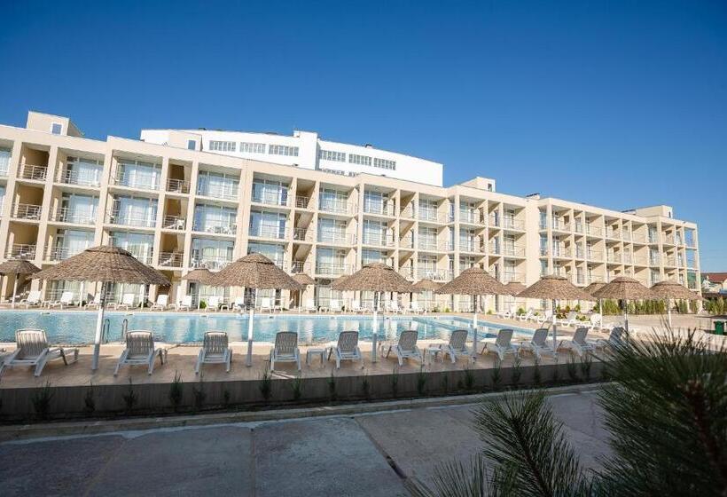 اتاق لوکس چهار تخته, Grand