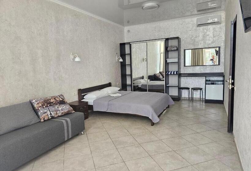 سوییت لوکس, Grand