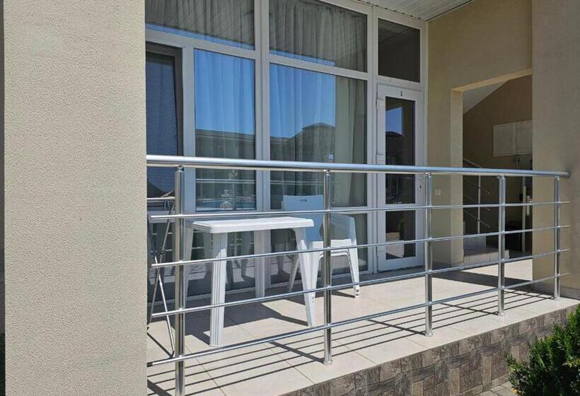 سوییت لوکس, Grand