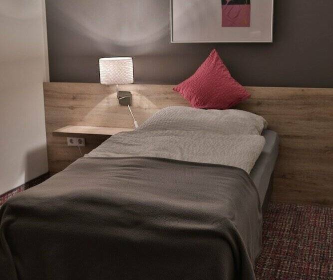 Quarto Estandar Individual, Ilvericher Hof