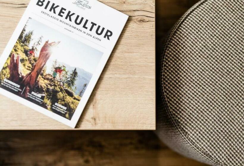 バルコニー付きスタンダードルーム, Linder Cycling