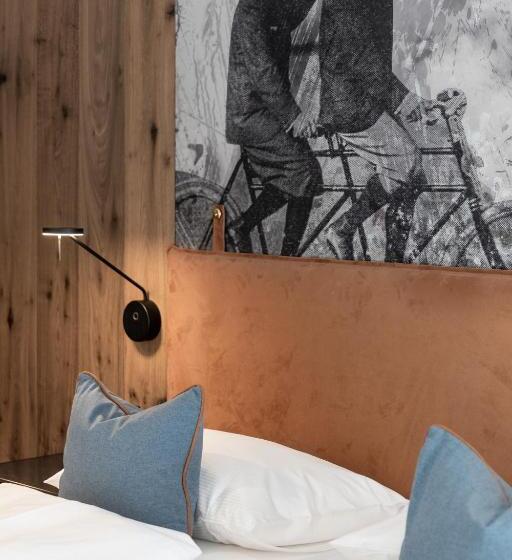 اتاق لوکس, Linder Cycling