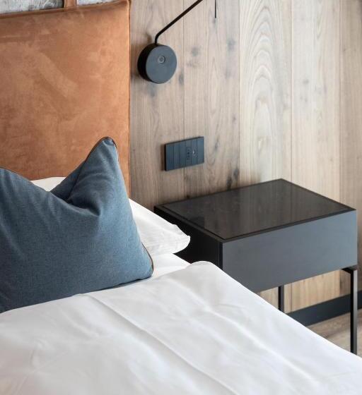 Quarto Deluxe, Linder Cycling