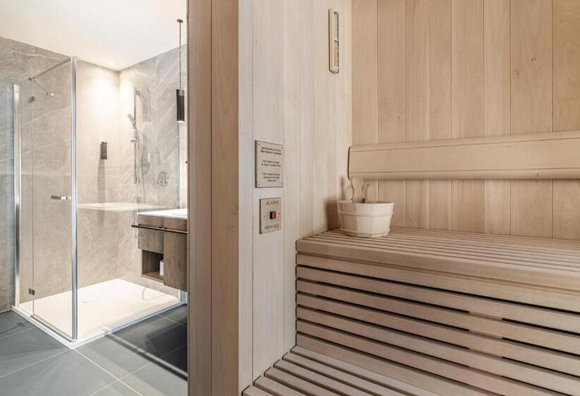 اتاق لوکس, Linder Cycling