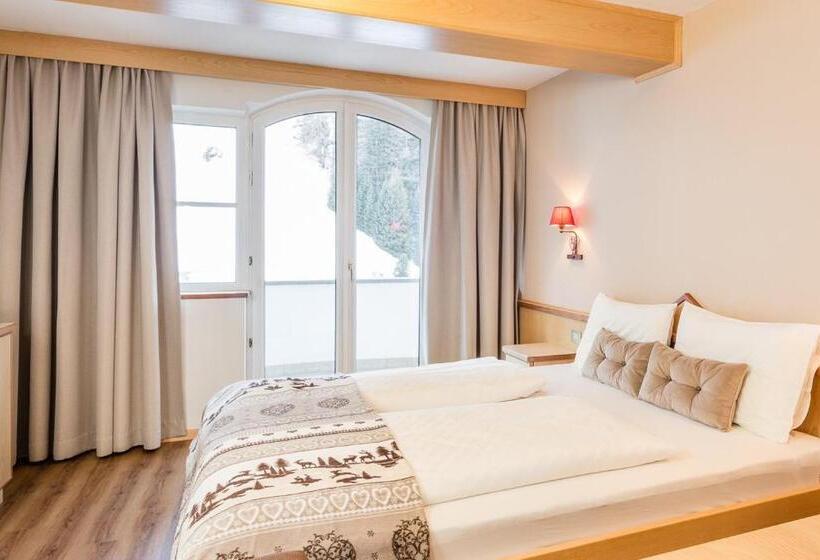 スタンダードルーム, Linder Cycling