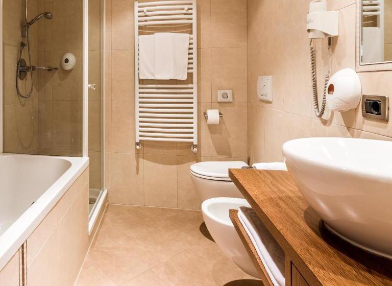 Quarto Estandar, Linder Cycling