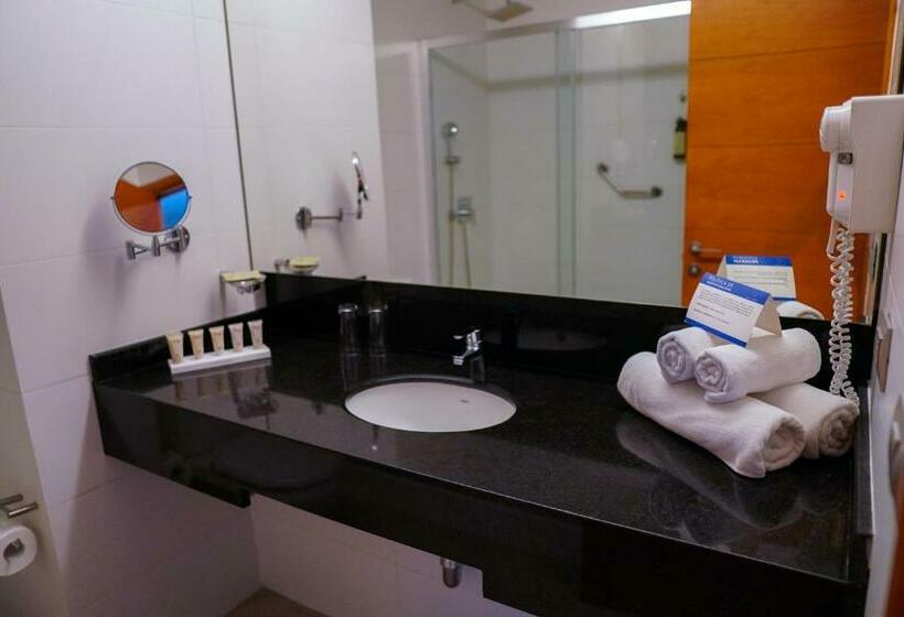 스탠다드 싱글 룸, Parada Linares