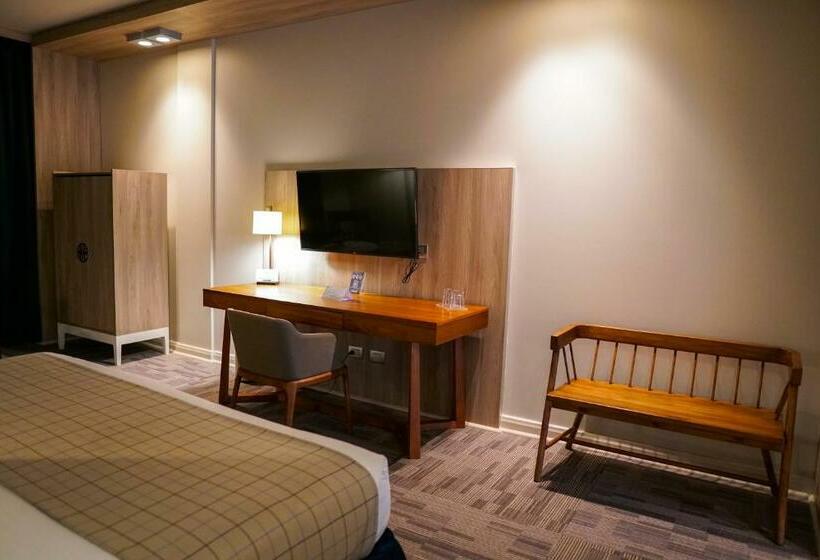 스탠다드 싱글 룸, Parada Linares