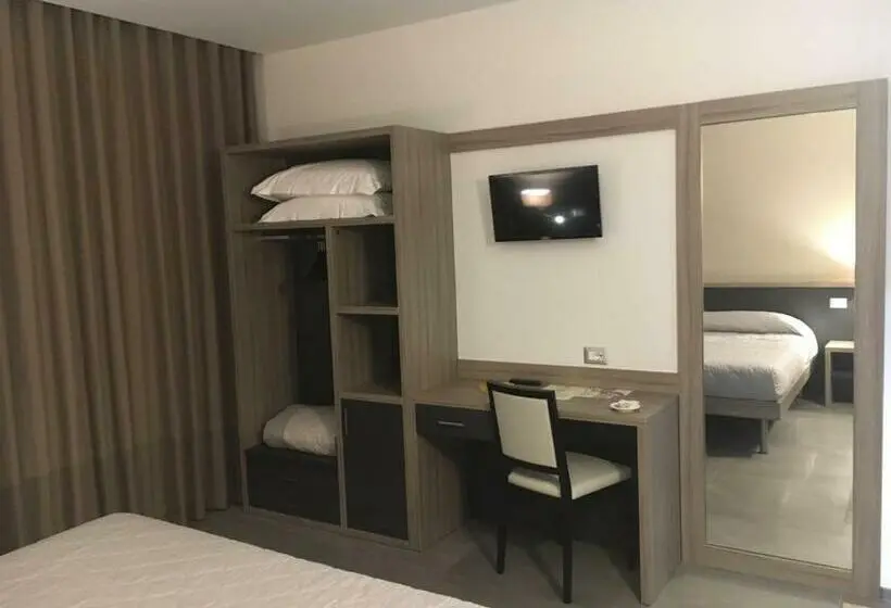 اتاق لوکس, La Sosta Motel Tavola Calda