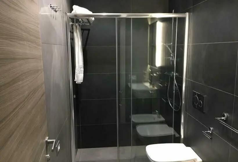 اتاق لوکس, La Sosta Motel Tavola Calda