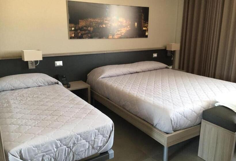 豪华三人间, La Sosta Motel Tavola Calda