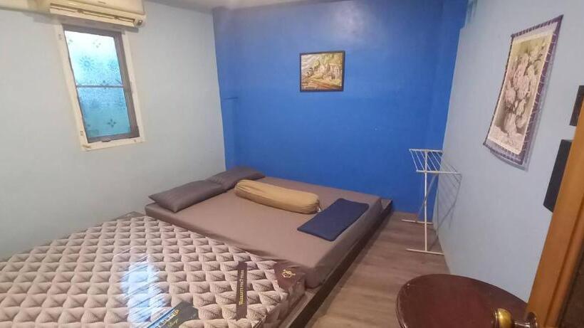 اتاق لوکس خانوادگی, Nap Corner Hostel