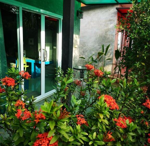 高级洋房, Seaesta Beach