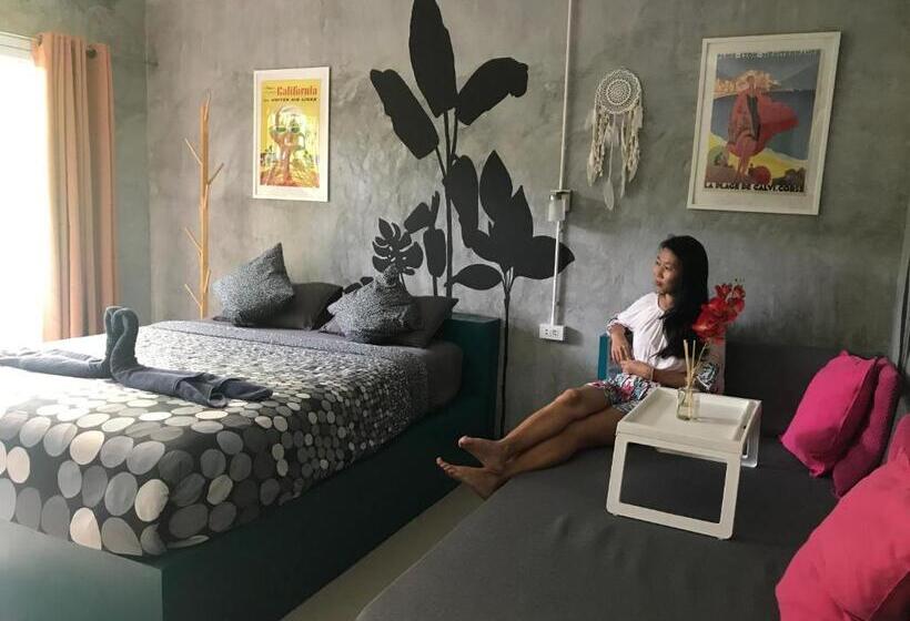 高级洋房, Seaesta Beach