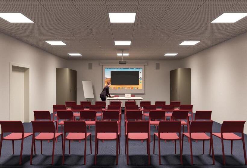 اتاق استاندارد یک نفره, Ferrari Tower