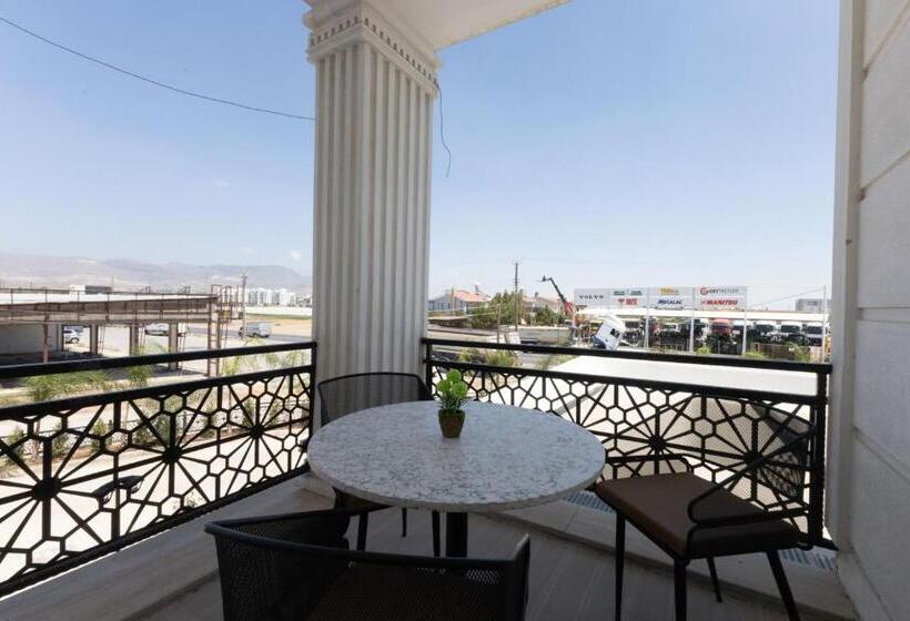 Люкс Повышенной Комфортности, Paradisos