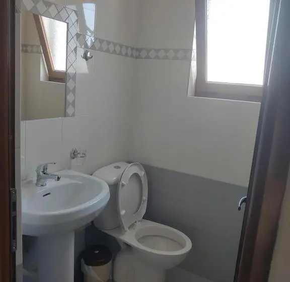 اتاق استاندارد با بالکن, Villa Leonel